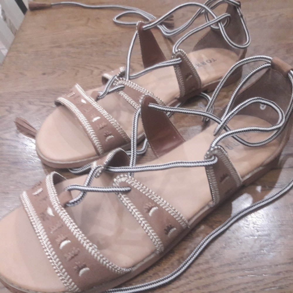 Torrid gladiator sandals! 9W